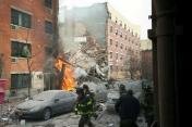 Четыре человека погибли в результате взрыва жилых домов в Нью-Йорке