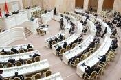 Борцы с коррупцией: 746 депутатов в регионах РФ не сдали декларации о доходах за 2013 год